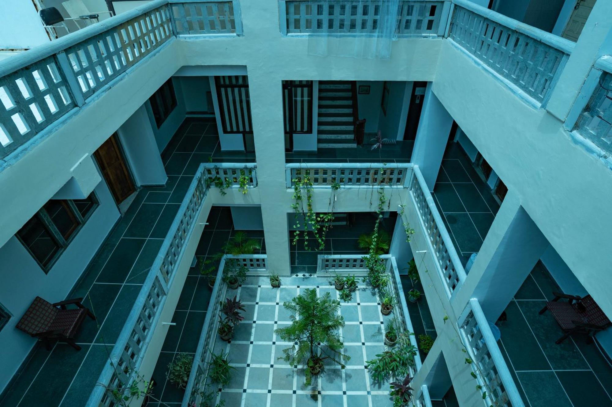 Tripli Hotels Shiv Villas Udaipur Buitenkant foto