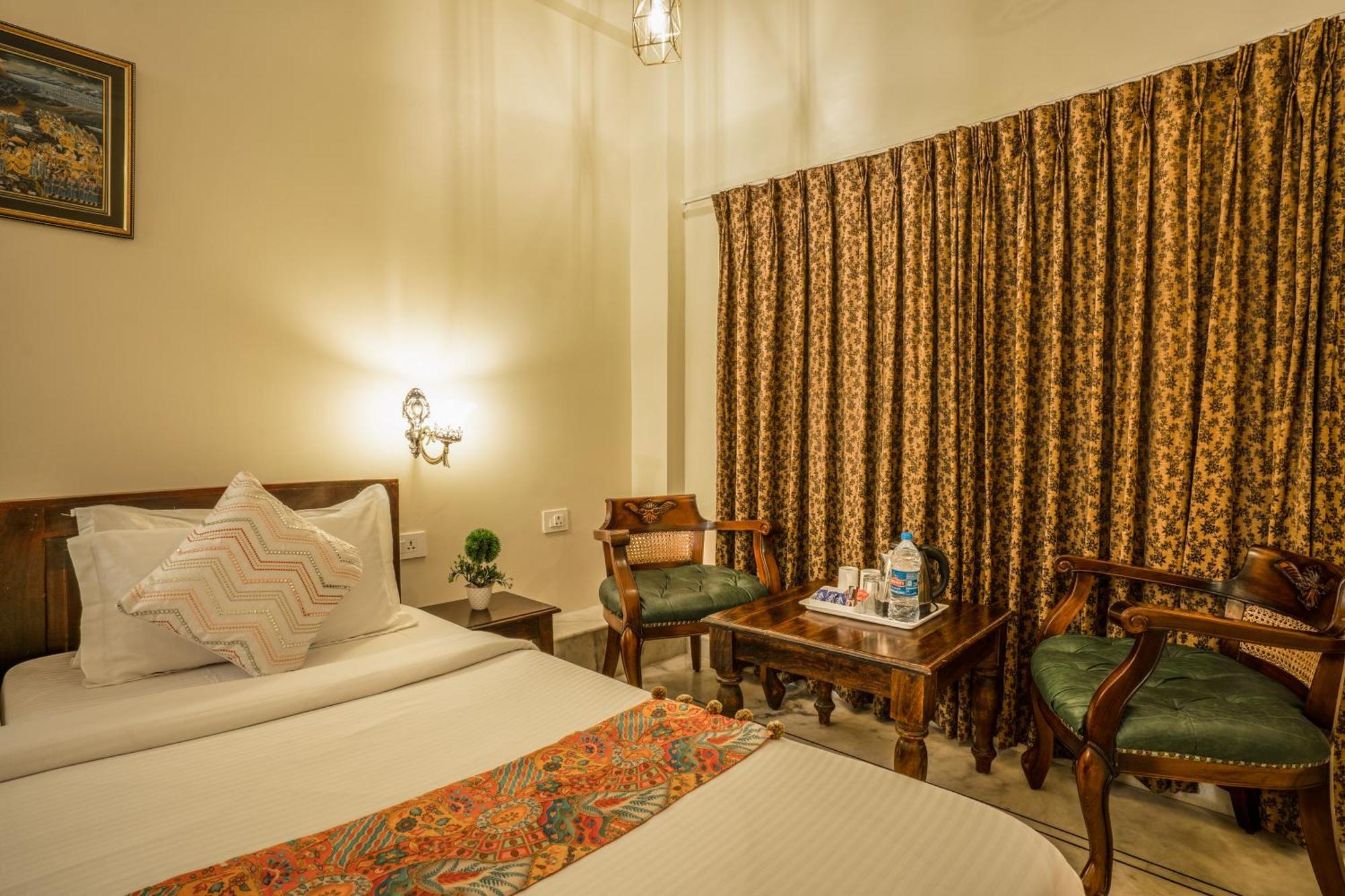 Tripli Hotels Shiv Villas Udaipur Buitenkant foto