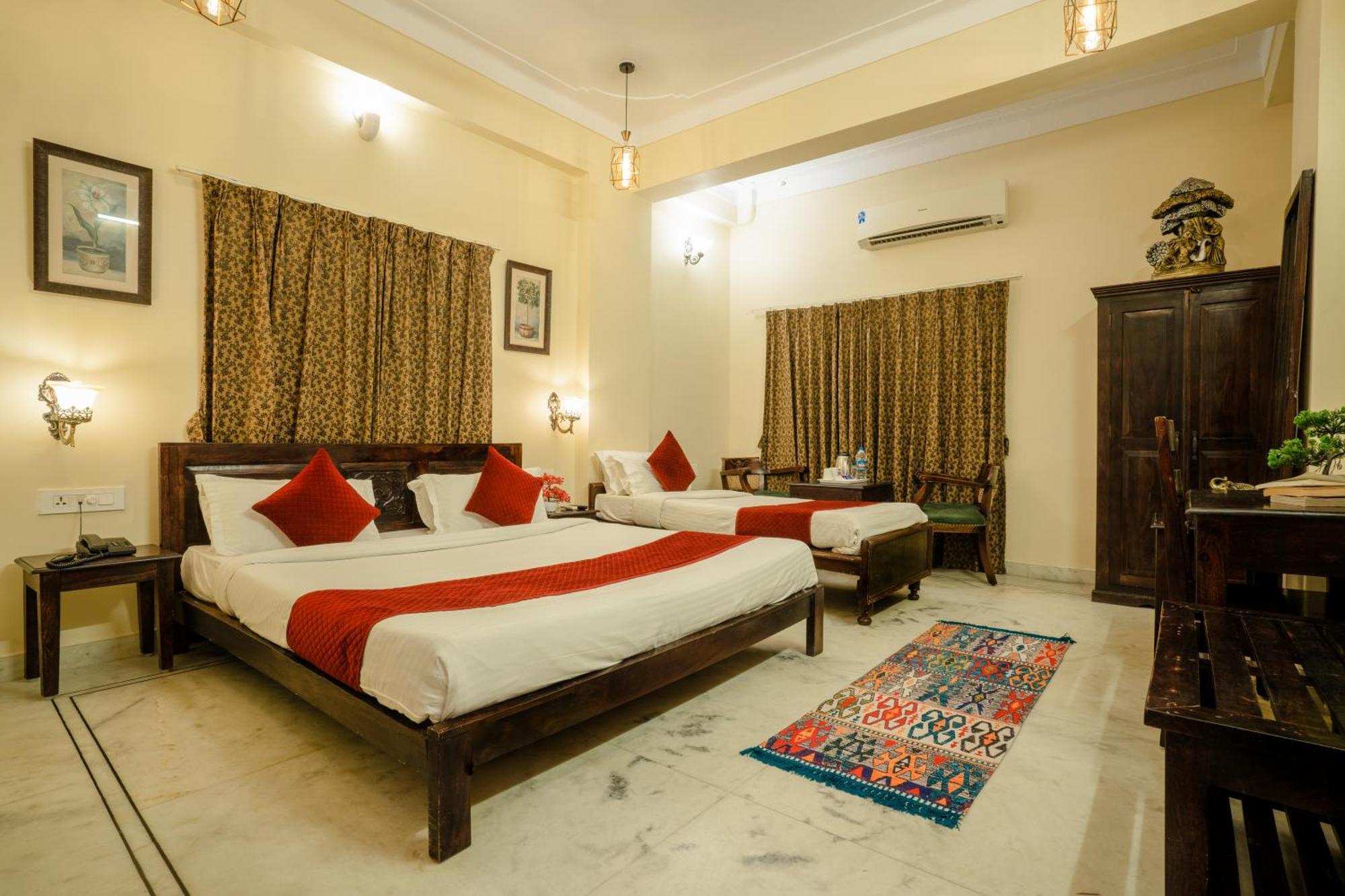 Tripli Hotels Shiv Villas Udaipur Buitenkant foto