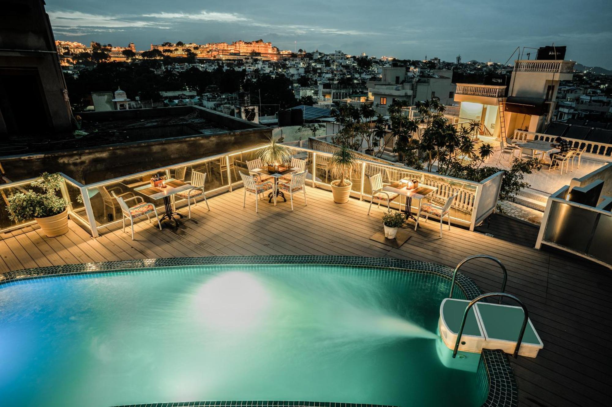 Tripli Hotels Shiv Villas Udaipur Buitenkant foto