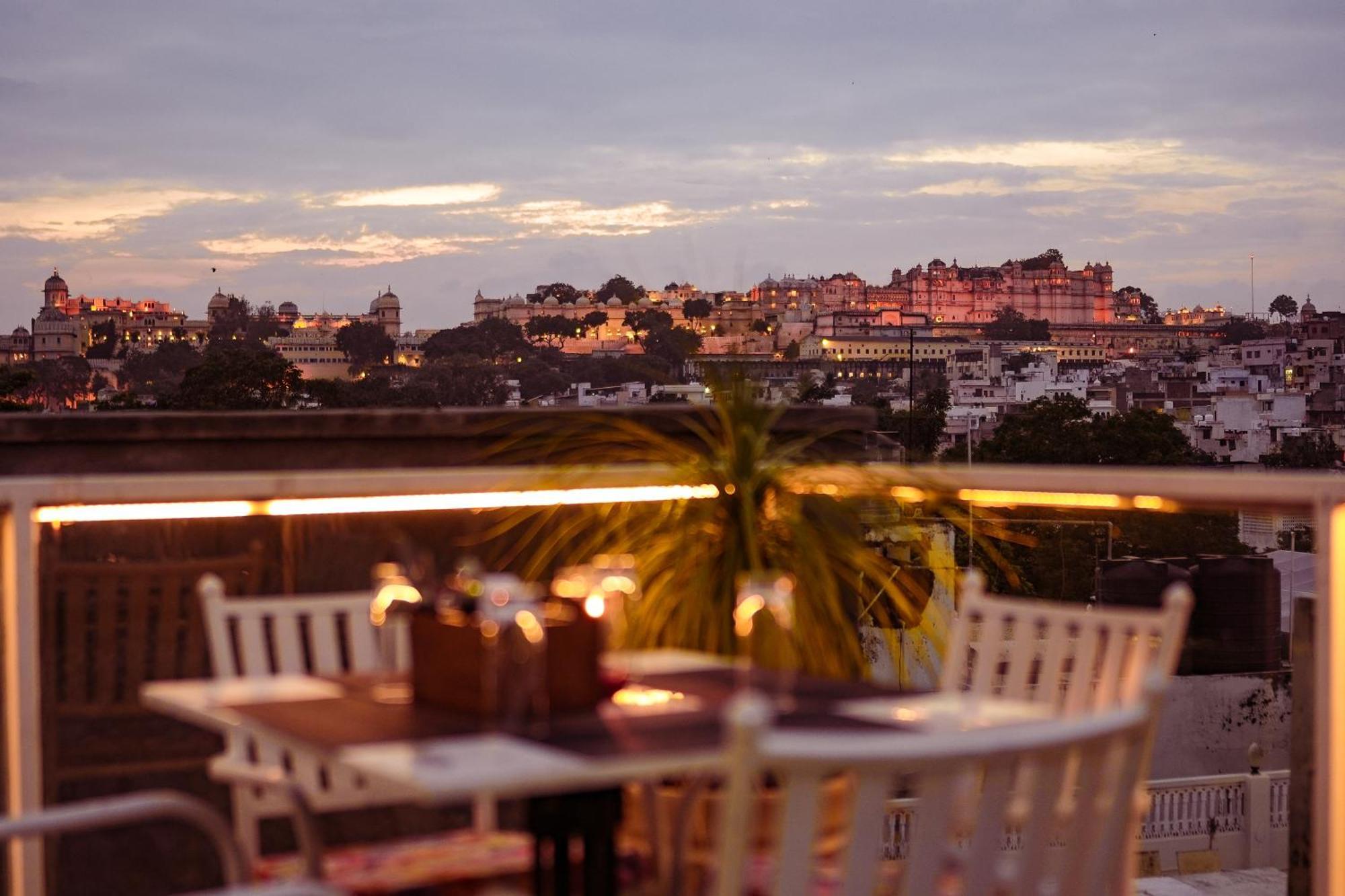 Tripli Hotels Shiv Villas Udaipur Buitenkant foto